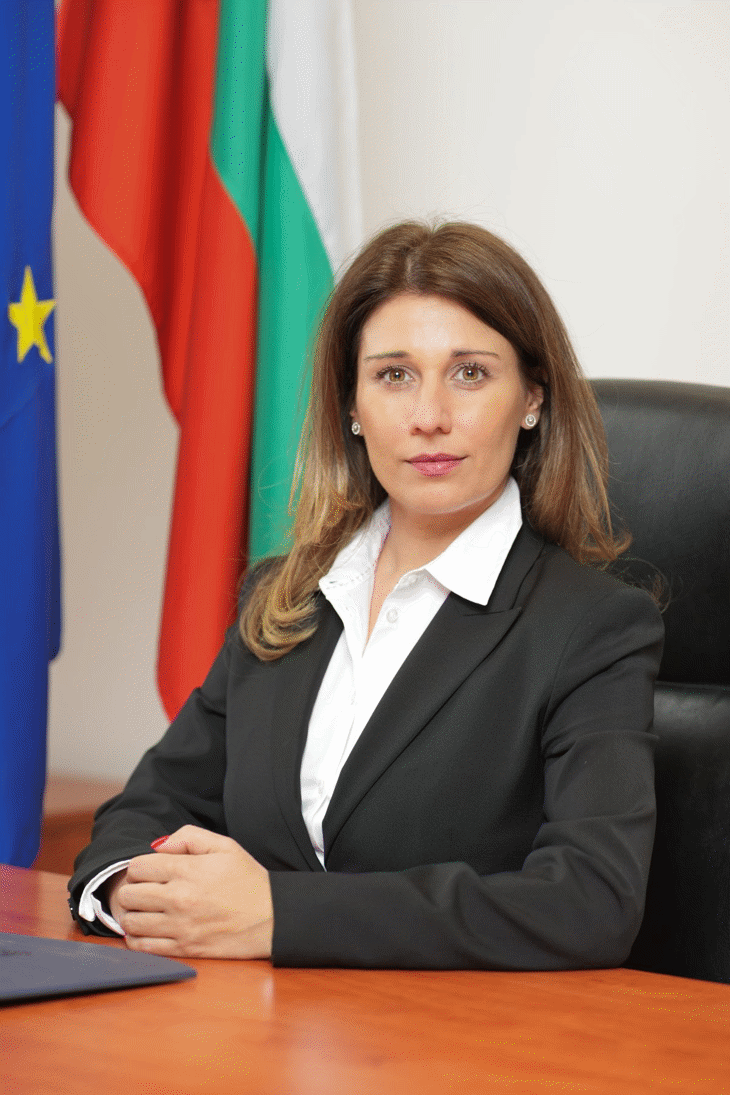 Зам.-министър Лазарова: Повишаване на доходите и покупателната способност са сред ползите от приемането ни в еврозоната