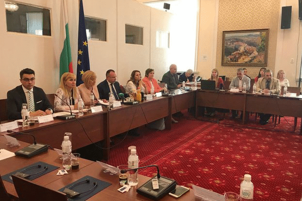 Министър Порожанов: Само единна европейска регулация може да реши въпроса с двойното качество на храните
