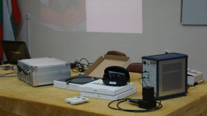 Нова апаратура за недеструктивен анализ получи Институтът по органична химия с Център по фитохимия