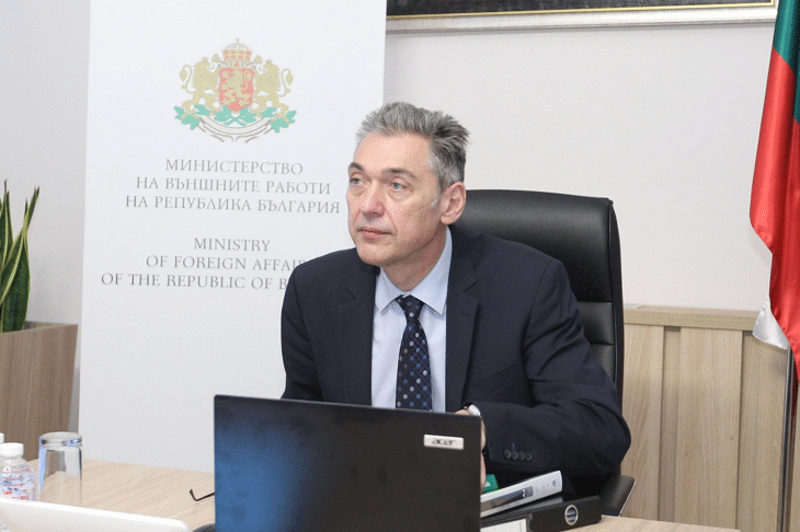 Съветът „Общи въпроси“ подчерта необходимостта от ускоряване процеса на производство и разпространение на ваксини.