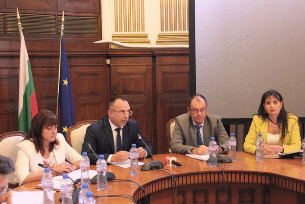 В резултат на извънредните проверки е открит фипронил в яйца от български производители