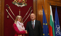МО