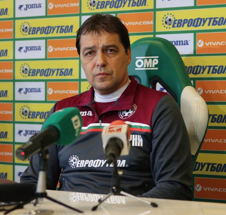 Петър Хубчев обменя опит с водещи футболни специалисти