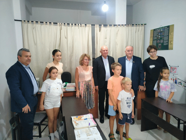 Близо 300 Студенти И Докторанти От Албания С Български Произход Учат В Наши Университети