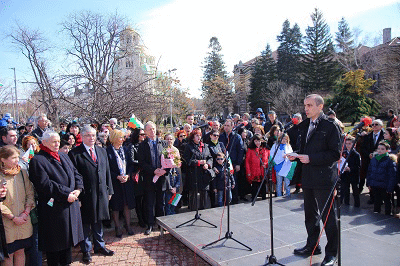 България чества деня на своето Освобождение, почита героите, дарили живота си за свободата на Родината