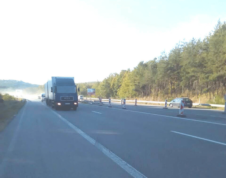 Завърши аварийният ремонт на дилатационните фуги при 16-ти и 20-ти км на АМ „Тракия“ в платното за София