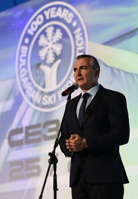 Министър Димитър Илиев присъства на церемонията по закриване на ски сезон 2025/2026