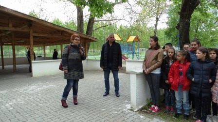 Деца търсиха съкровище в градския парк на Симитли по случай Световния ден на Земята