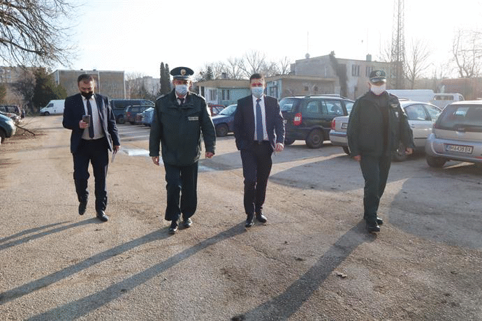 Министър Христо Терзийски проведе работни срещи с полицаите от трите районни управления на МВР в област Видин