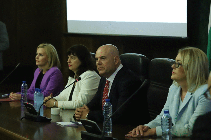 Prosecutor General Ivan Geshev: I will finish my mandate no matter what it costs, I want the children of Bulgaria to live in a normal country