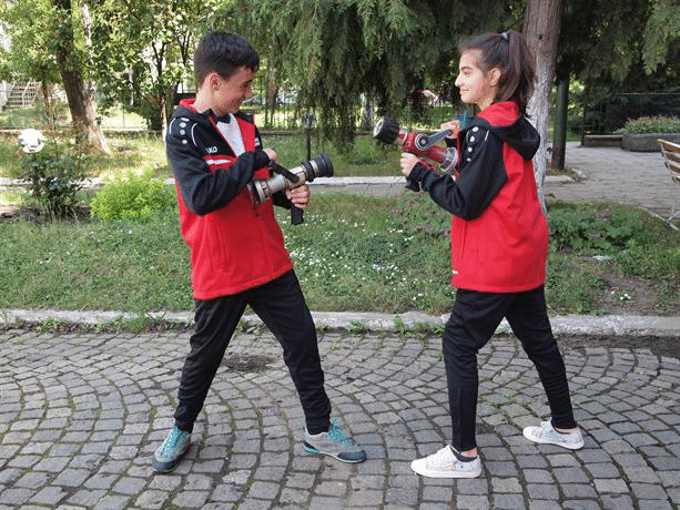 Детски празник за 230 деца подарява ГД „Пожарна безопасност и защита на населението“