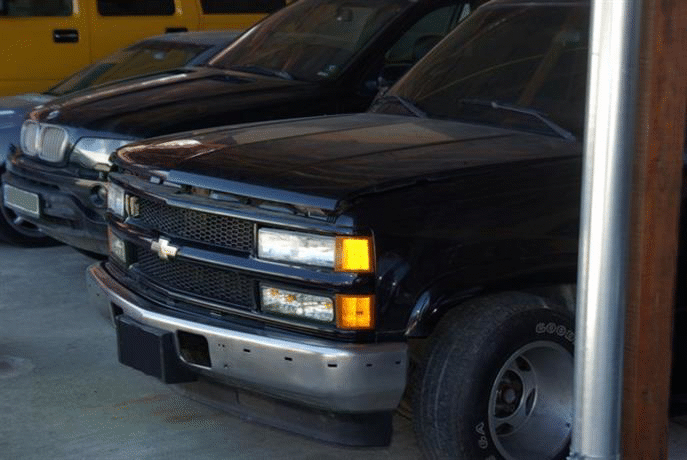 Под координацията на ГДНП служители на ОДМВР - Силистра задържаха престъпна група, занимавала се с нелегален внос на автомобили и изготвяне на неистински документи