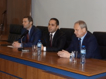 Министър Караниколов обсъди възможностите за изграждане на индустриална зона в Търговище