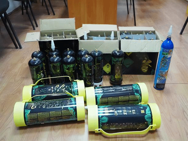 Райски газ, електронни устройства, тип вейп и марихуана са иззети при три проверки в Плевен Райски газ, електронни устройства, тип вейп и марихуана са иззети при три проверки в Плевен