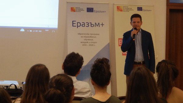 Димитър Маргаритов приветства ученици на Еко лагер