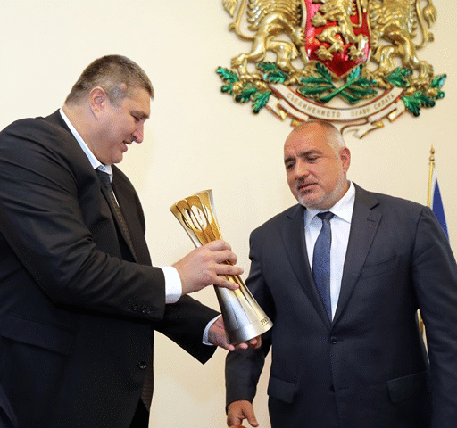 Шампионската купа на Световното първенство по волейбол стартира обиколката си из България от Министерски съвет