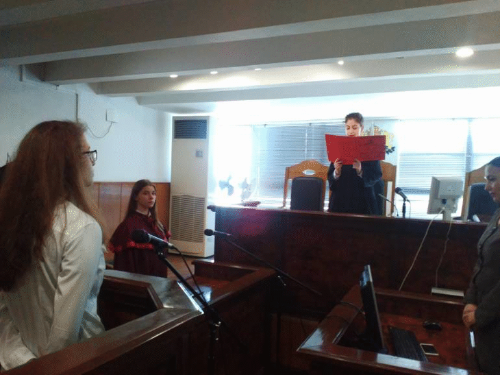 Съдебен състав от ученици произнесе осъдителна присъда за убийство по непредпазливост в Деня на отворените врати в Районната прокуратура и Районния съд във Варна