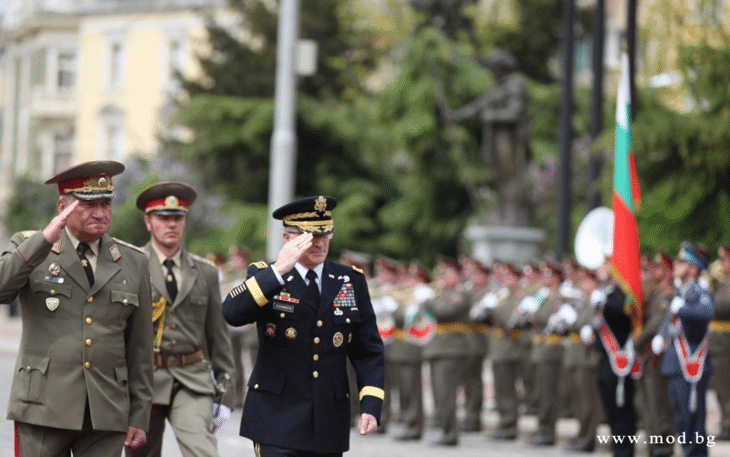 Състоянието на сигурността в региона на Черно море и Западните Балкани обсъдиха началникът на отбраната генерал-лейтенант Андрей Боцев и Върховният командващ Съюзното командване на НАТО по операциите генерал Къртис Скапароти