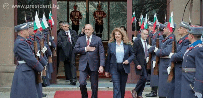 Румен Радев: Наравно с всички българи вярвам, че с общи усилия можем да променим България