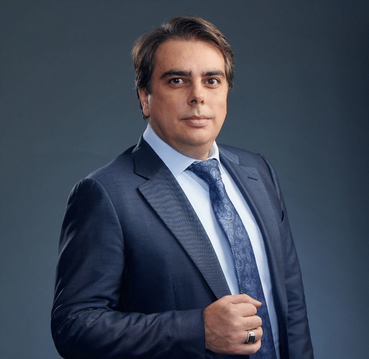 Вицепремиерът Асен Василев Ще Изнесе Лекция На Форум Ambrosetti