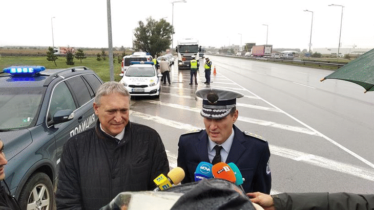В ход е операция за контрол на товарните автомобили и автобусите