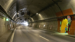 Утре за два часа се променя организацията на движение в тръбата за София на тунел „Правешки ханове“ на АМ „Хемус“. Шофирайте внимателно!