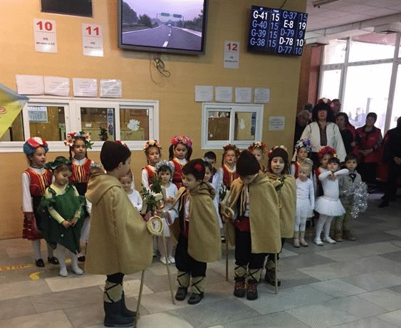 Малчугани от целодневна детска градина „Лютиче“ гостуваха на столичния КАТ