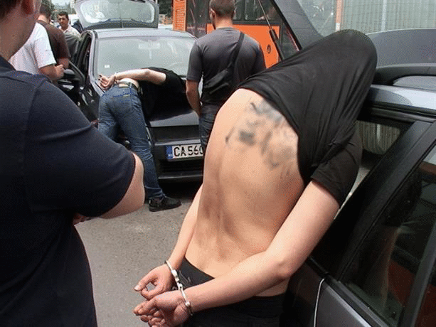 Престъпна група, извършвала взломни кражби, е заловена при спецоперация на СДВР и столичното Четвърто РУ