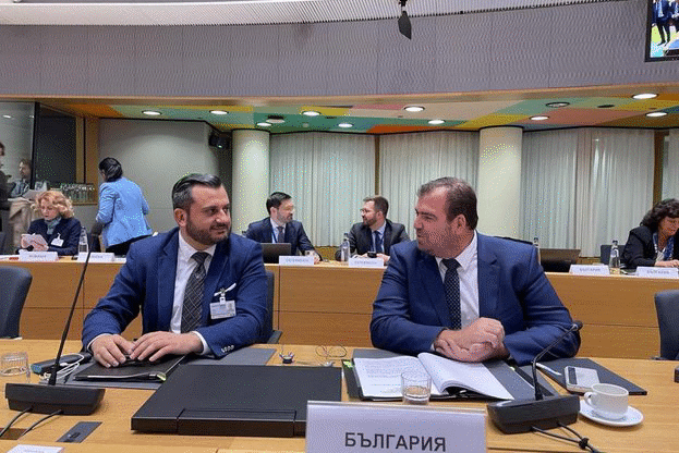 Министър Гечев: Очакваме Комисията да обърне специално внимание на пазара на маслодайни култури