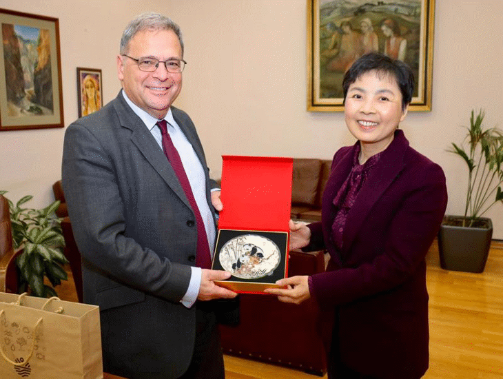 Министър Юлиян Попов се срещна с посланика на Китайската народна република в София