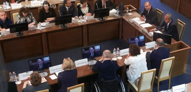 Инициатива на президента ще работи в подкрепа на трудовата реализация на хората с увреждания