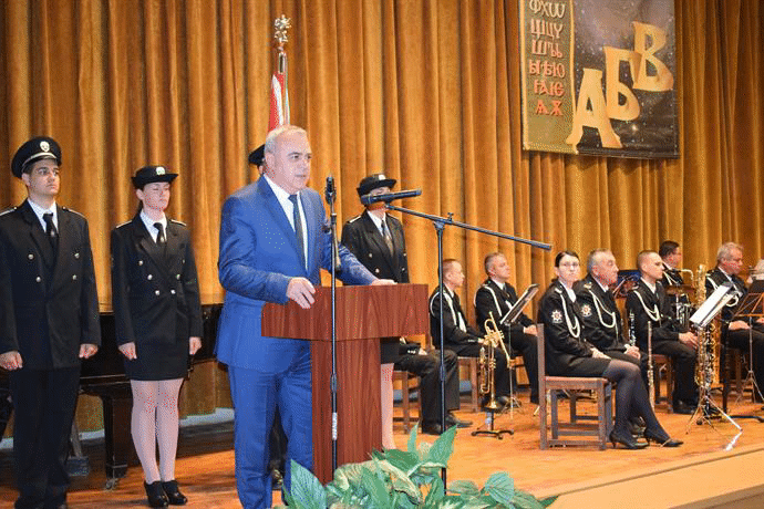 Зам.- министър Балабанов поздрави академичния състав и курсантите на Академията на МВР