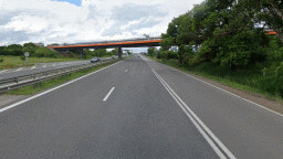 Утре за улеснение на трафика и повишаване на безопасността ще има две ленти за София на АМ „Хемус“ в участъка от пътен възел „Яна“ до столицата