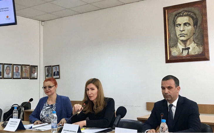 Министър Ангелкова: Представяме пред бранша 7 балнео и СПА дестинации, включват 58 населени места