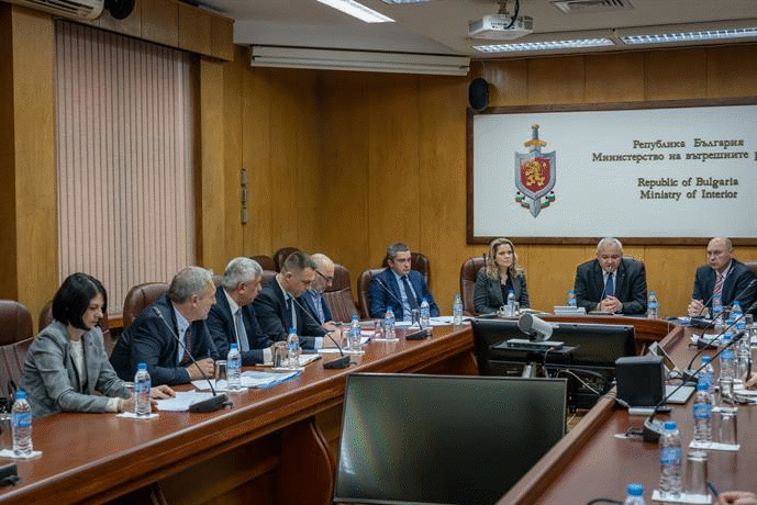Министър Демерджиев: На страната ни са необходими модерни и функционални гранични пунктове