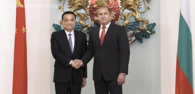 Център за координиране на общите проекти и на нормите  между ЕС и Китай да бъде изграден в София, обсъдиха президентът Румен Радев и министър-председателят на КНР Ли Къцян