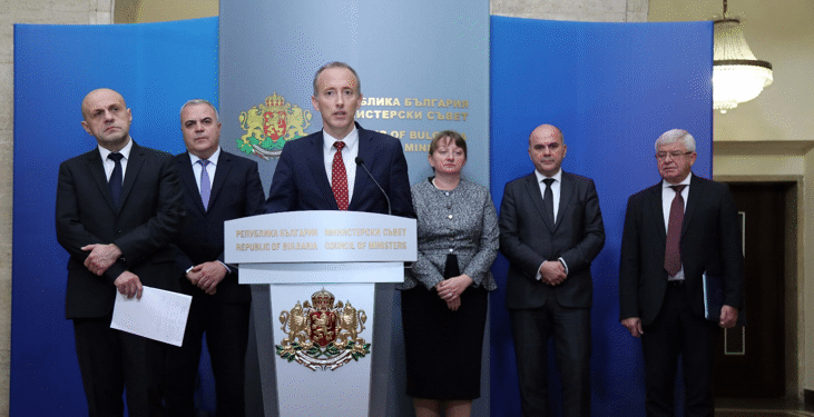 Близо 8 000 Деца Са Пожелали Да Ходят На Училище За Първи Път