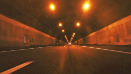 От утре движението през тунел „Топли дол“ на АМ „Хемус“ ще продължи да е в двете тръби