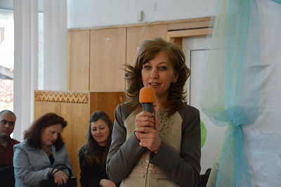 Зам.-министър Димитрова поздрави екипа на Дневния център за деца с увреждания в Ихтиман по случай 10-та му годишнина