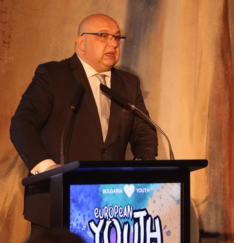 Премиерът Борисов и министър Кралев
закриха Европейската младежка конференция