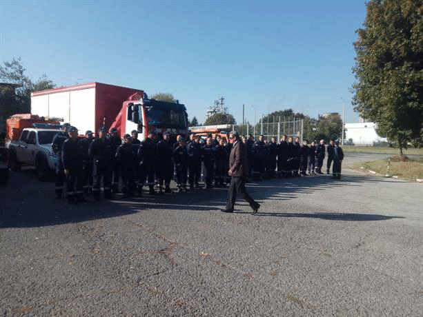 Служители на ГДПБЗН и румънските им колеги провеждат практическо учение за действие при тежко земетресение в Румъния