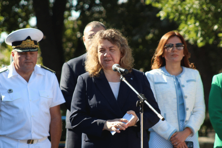 Председателят на парламента Наталия Киселова участва в Балчик в тържественото отбелязване на 85 години от освобождението на града и Южна Добруджа