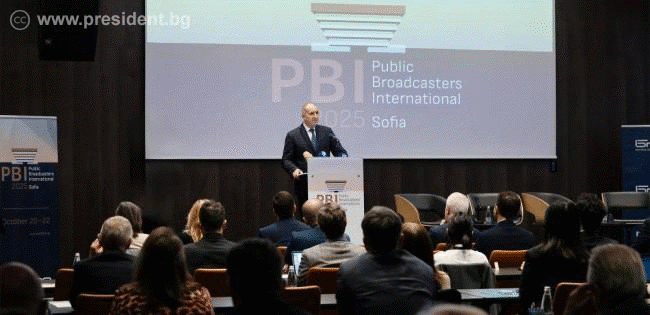 Президентът: Обществените медии са последната висока трибуна, от която трябва да се чуват аргументи, за да не загубим посоката към истината