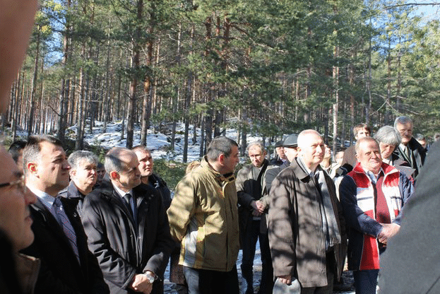 Специалисти от три държави търсят подходи за решение на трансграничния проблем със съхненето на горите