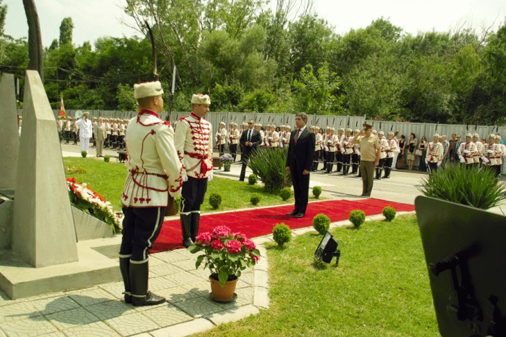 Националната гвардейска част е отличена с „Почетен знак на президента на Република България”