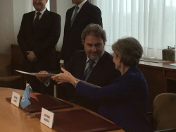 Генералният Директор На Юнеско Ирина Бокова И Министърът На Културата Боил Банов Подписаха Споразумение За Продължаване Дейността На Регионалния Център На Юнеско В София