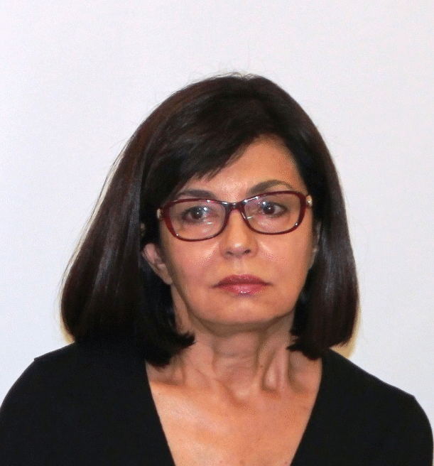 Меглена Кунева: Общините Трябва Да Препоръчват Какви Професии Да Се Изучават В Гимназиите