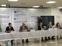 Зам.-министър Маргаритов и началникът на кабинета на МИИ Калоян Методиев участваха в Международното изложение „Хемус 2022