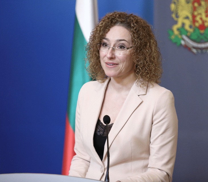 Министър Шалапатова: До Месец Ще Представим Социален Пакет За Засегнатите От Зеления Преход