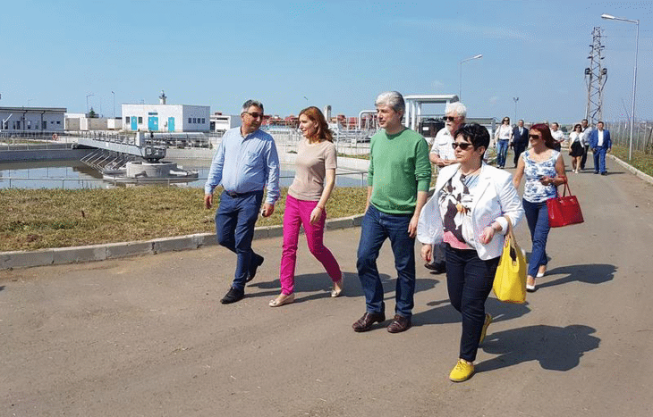 Временните обекти по плажовете ще бъдат следени за отпадъчни води